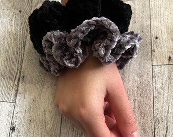 Scrunchie/hair tie/gray and Black scrunchie set/ velvet scrunchie