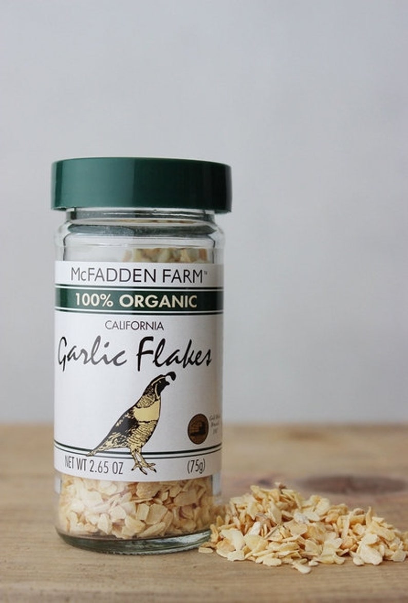 Organic Garlic Flakes Herbs image 1