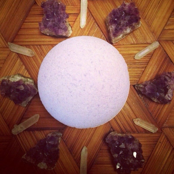 Crystal Bath Bomb - amethyst cluster  inside - crown chakra, vegan bath fizzie