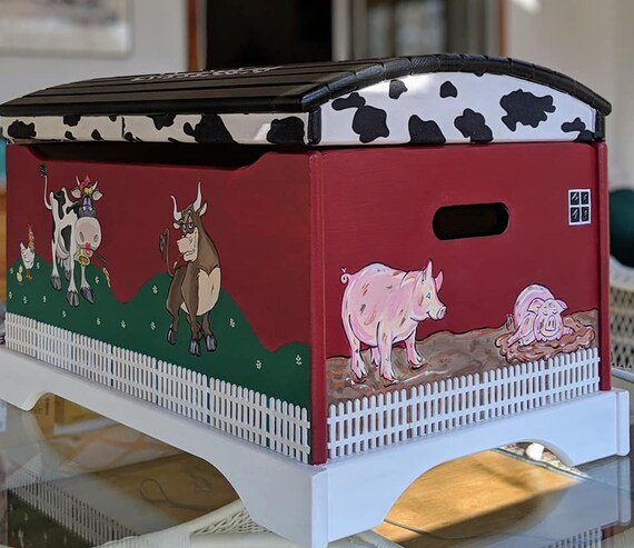 animal toy chest