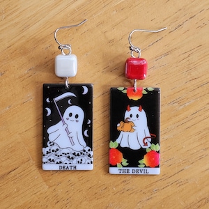 Handgemaakte tarotkaart oorbellen spook oorbellen Easter Basket Stuffer Paascadeau Hypoallergene oorbellen Gevoelig oor Leuke sieraden Heksencadeau