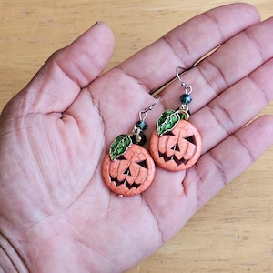 Handmade Jack O Lantern Earrings, Hypoallergenic Titanium Halloween Jewelry, Witchy Spooky Birthday Gift, Sensitive Ear, Sleep Hollow Bijou