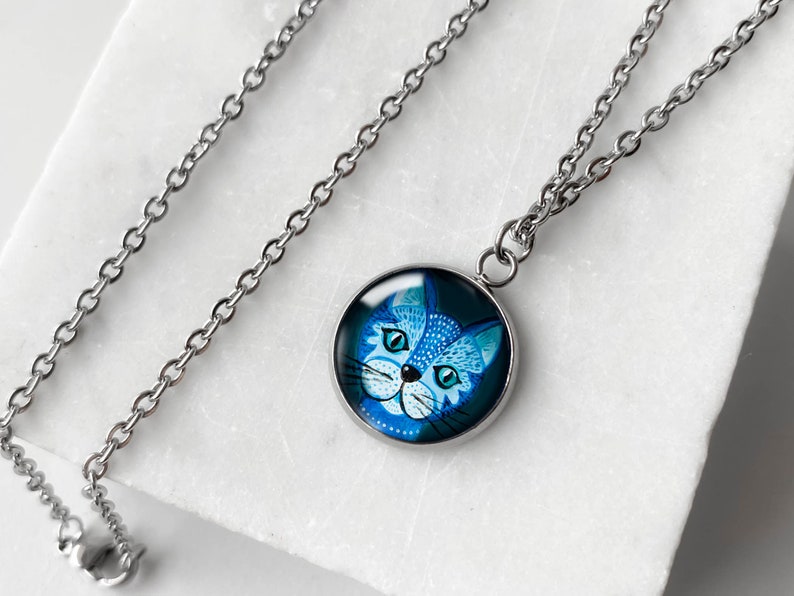 Blue Cat necklace perfect for elegant date, cute medallion with kitty, perfect gift for animal lovers, necklace for cat admirer image 6