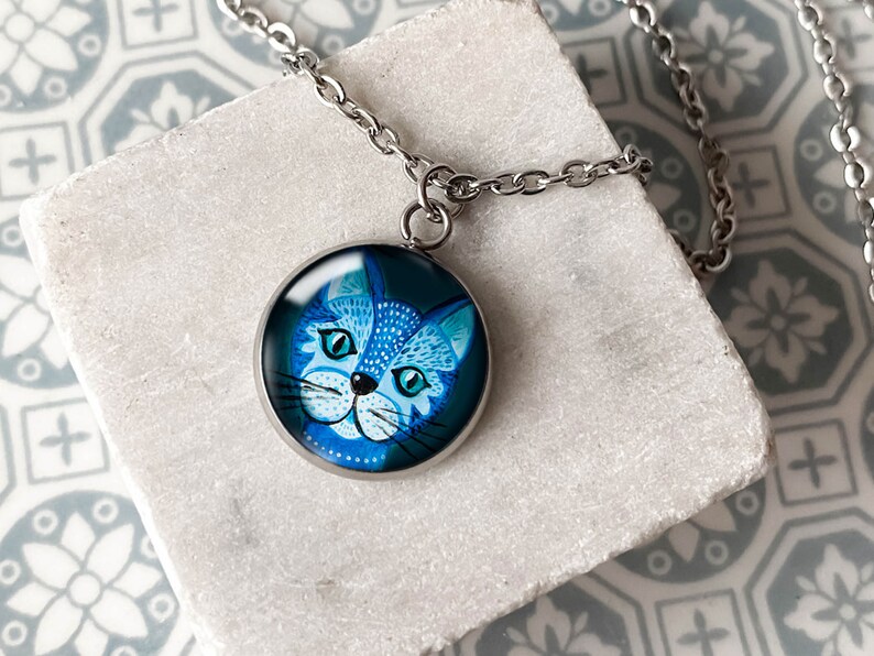 Blue Cat necklace perfect for elegant date, cute medallion with kitty, perfect gift for animal lovers, necklace for cat admirer image 1