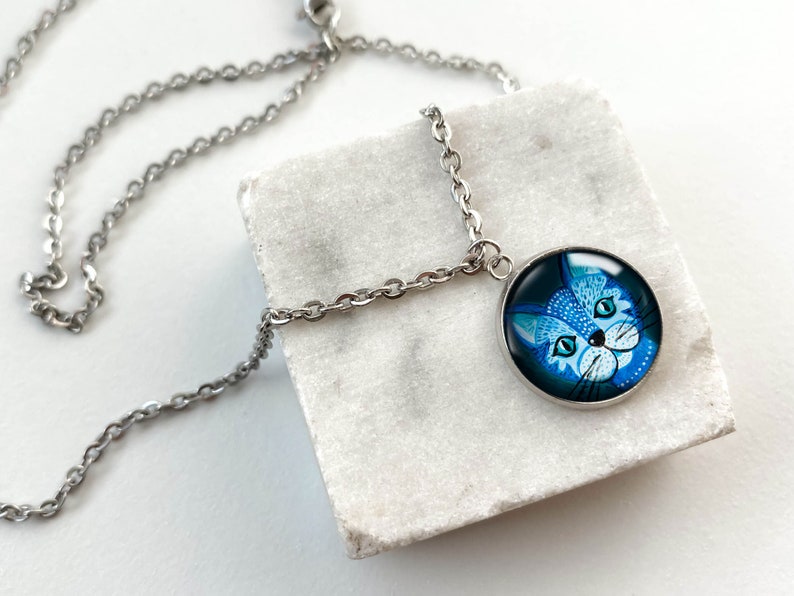 Blue Cat necklace perfect for elegant date, cute medallion with kitty, perfect gift for animal lovers, necklace for cat admirer image 7