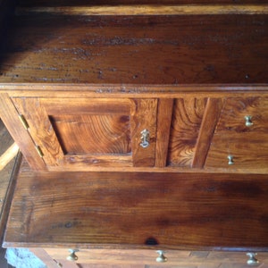 Antique style canopy top dresser made using reclaimed recycled Elm andOak. image 8