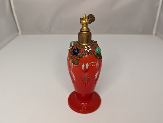 Czech Red Cut to Clear Jeweled Atomizer: Ormolu Filigree Floral Design View 4