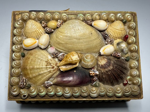 Antique Folk Art Sailors Valentine Seashell Box c… - image 6