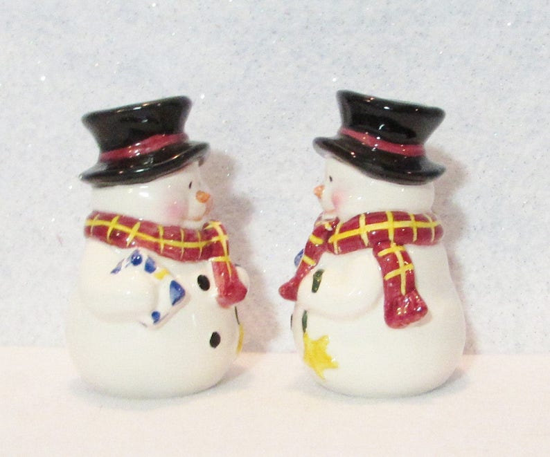 Snowman Salt and Pepper Shakers | Etsy