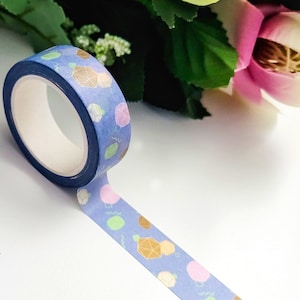 Pegatinas decorativas de dados con cinta washi de fantasía, regalos DnD para DM y jugadores / Juego de dados pastel azul, morado y lila, papelería kawaii de diario.