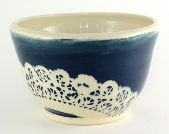Stoneware Lace Bowl / Handthrown Chili Bowl / Blue and White Stackable Pottery
