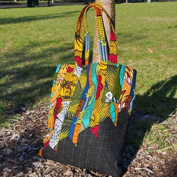 African Tote Bag pattern (PDF download) by Leslie Edwards @ Quilting Fabrications