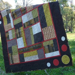 Building Blocks quilt pattern (PDF download) by Leslie Edwards @ Quilting Fabrications