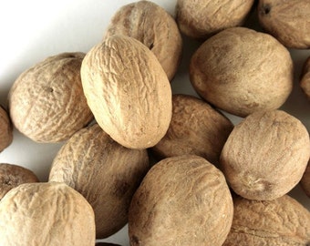 Nutmeg Whole  >>> 80 GRAMS >>> Myristica fragrans