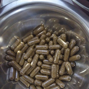 Kalawalla (Calaguala) & Cordoncillo Negro (Piper Aduncum)  &gt;&gt;  100 VEGGIE CAPSULES