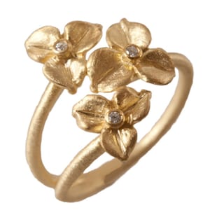 Hydrangea Diamond Flower Ring