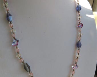 collier de perles vintage en cubes de verre arc-en-ciel, lilas à deux cônes, rose/transparent