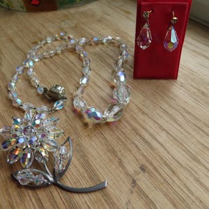 1950's Aurora Borealis single strand bead necklace, Earrings and Flower brooch