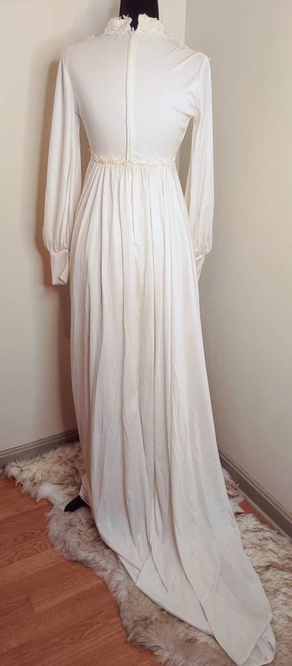 Vintage 1970's lace trim wedding gown - image 4