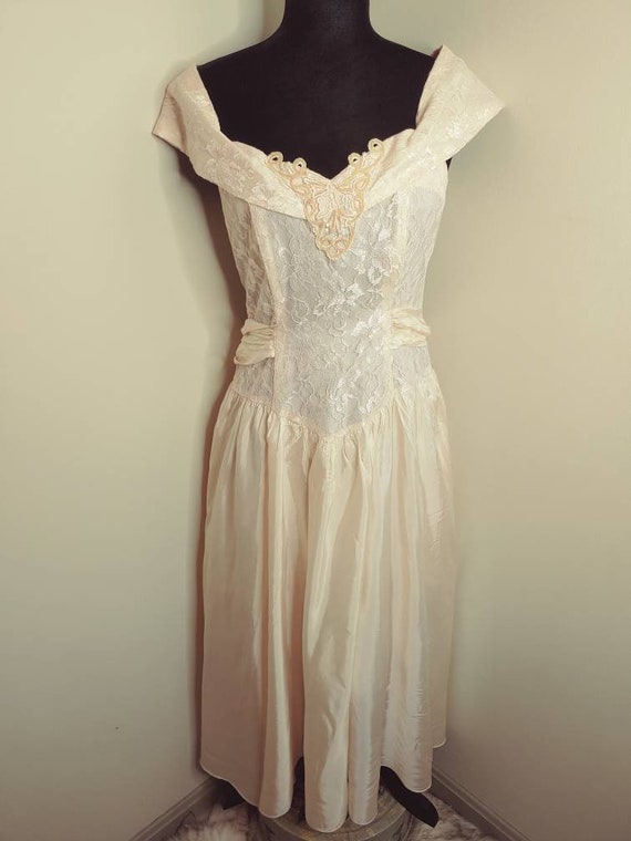 Vintage 1980's prom pageant gown fairytale princes