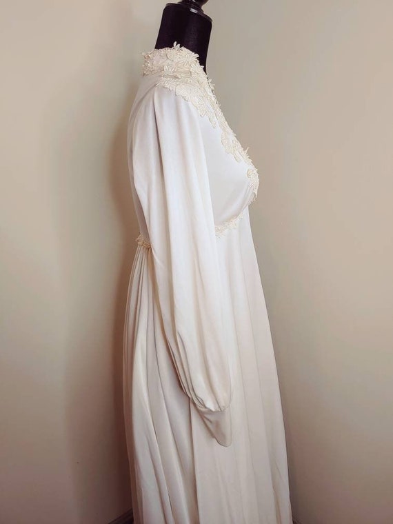 Vintage 1970's lace trim wedding gown - image 5
