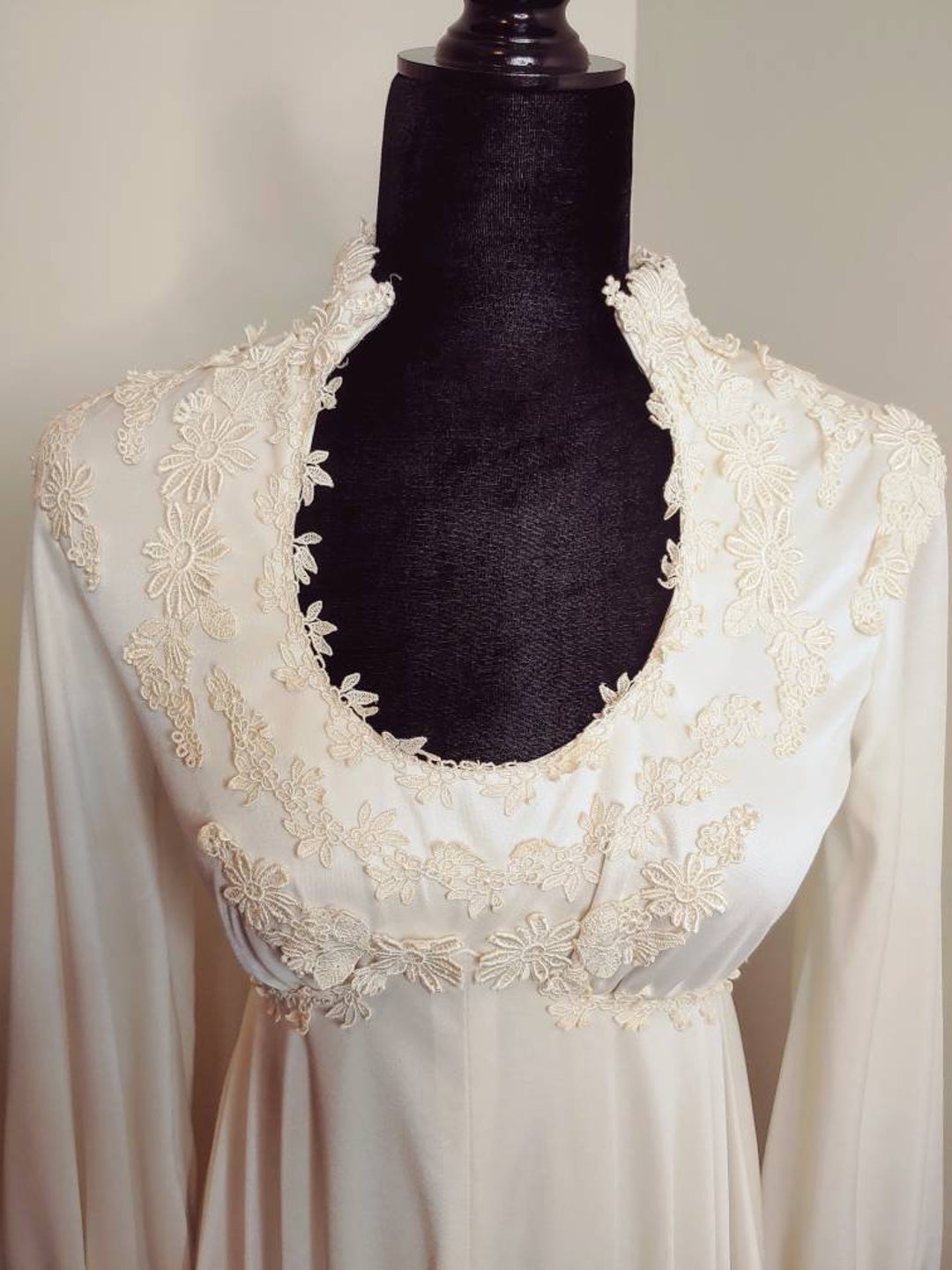 Vintage 1970's Lace Trim Wedding Gown - Etsy