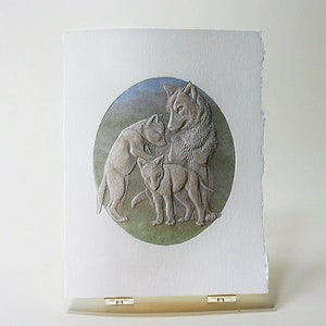 Carte en relief loups. Carte de famille. Carte animal sauvage. Jeu de 6 cartes ou carte unique. Blanc à l'intérieur.