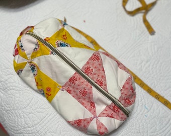 Bolsa grande feita de material de colcha vintage