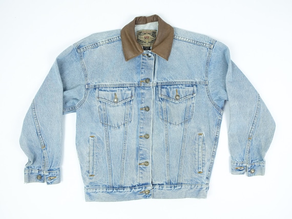 90s Jean Jacket XS to S Oversized Fit - Vintage 90s Jean