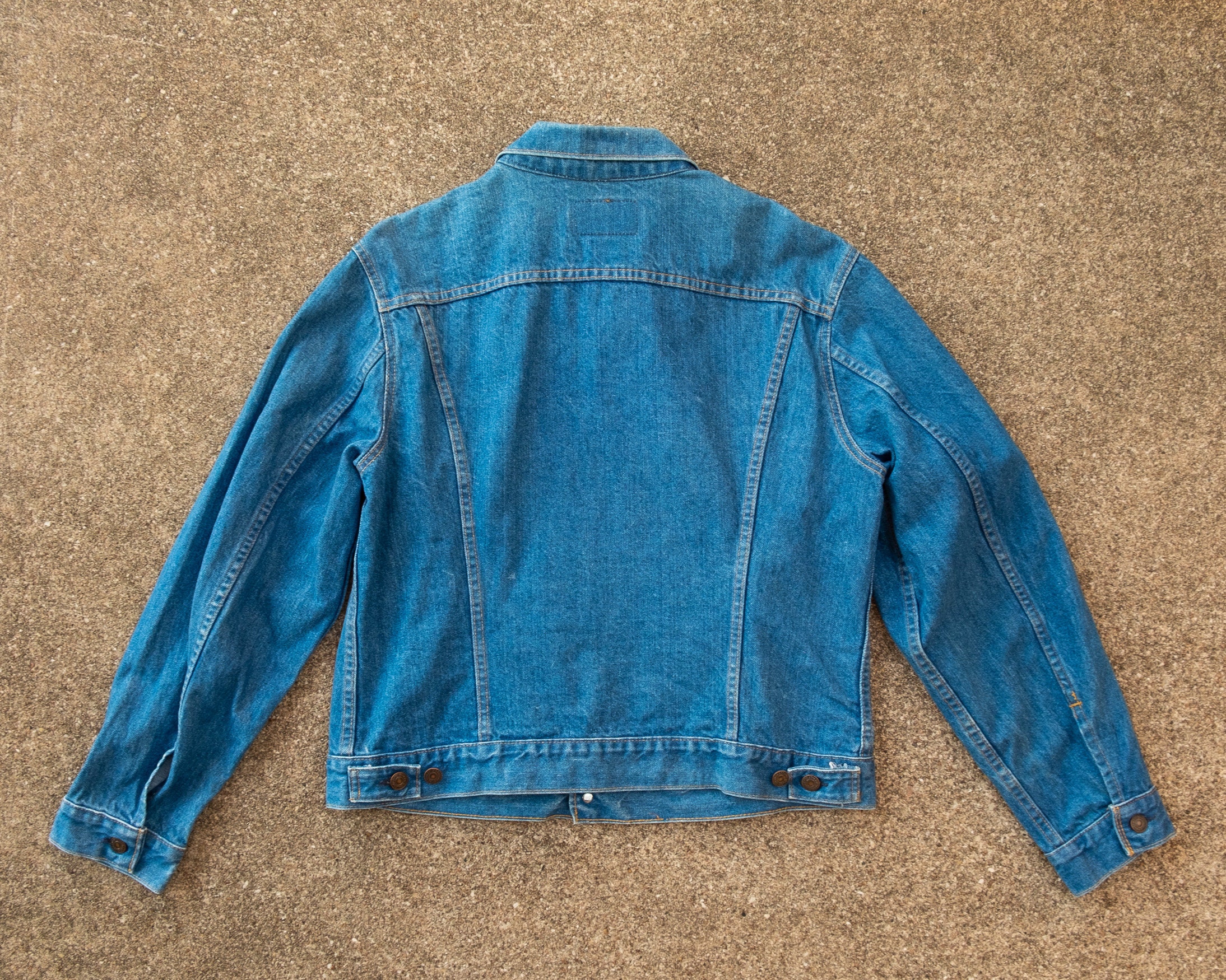 Levi's Jean Jacket 44 - Vintage Levi's Jean Jacket M/L Levi's Jean Jacket 44 - Vintage Levi's Jean Jacket M/L