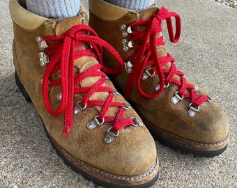 Vintage Hiking Boots Mens 12 - Full Lace Up - Suede - Vibram Sole Size 12