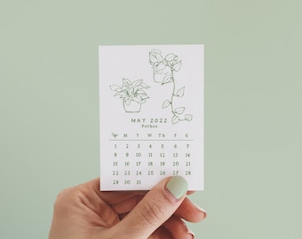 2022 Houseplant Tiny Desk Calendar (Hand-illustrated line drawings)