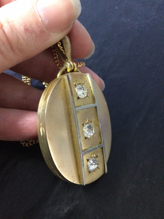 Victorian  locket ,large with stones - image 8