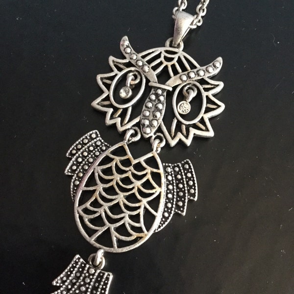 pendentif et chaîne hibou articulé