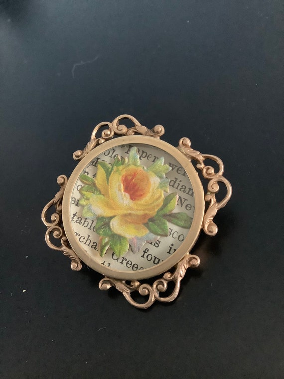 Locket brooch hotsell