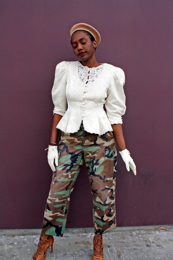 Vintage Brocade Blouse * Ivory * Puff Sleeve * Big