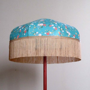 Retro Japanse papieren lampenkap met franjes "Mila", op bestelling gemaakt.
