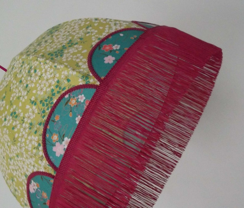 Dome-shaped suspension in Japanese paper with fringe Paula. image 4