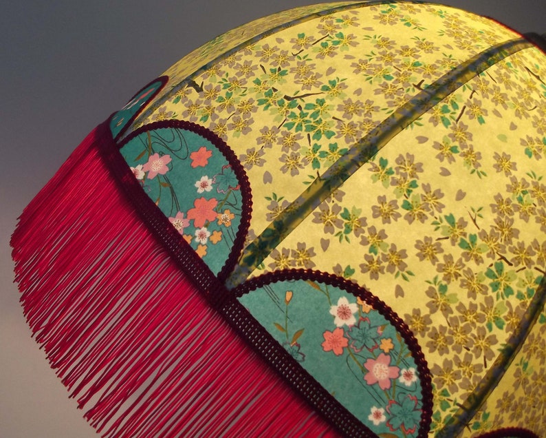 Dome-shaped suspension in Japanese paper with fringe Paula. image 3