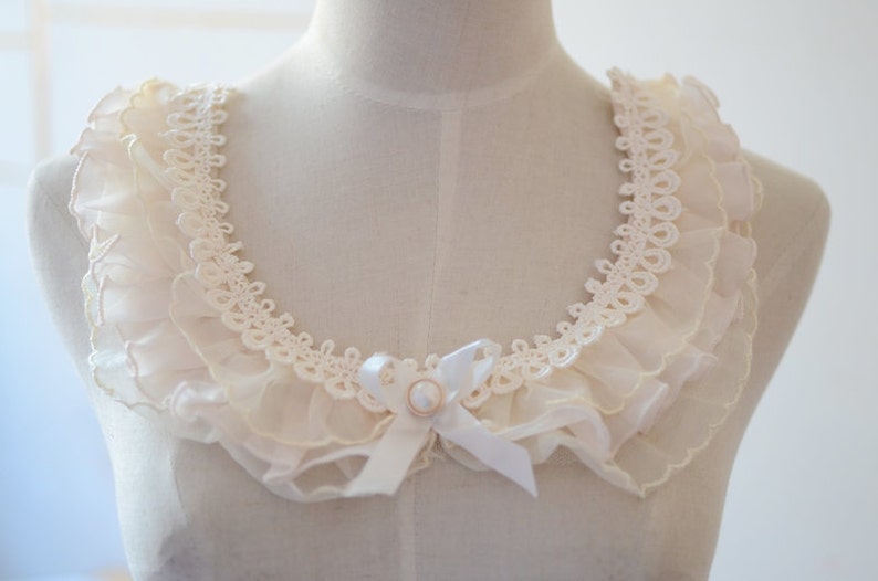 1 pair Gold Retro Applique Collar Altered Clothing Sewing Bride Headwear