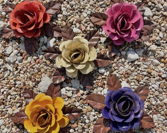 Rustic Metal Rose with Leaves - 5.5"