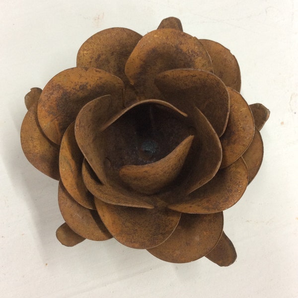 4.5" Rustic metal rose, Hand Cut, Rusty Metal Rosehead (item 39-#4)