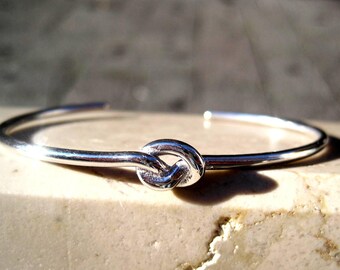 Silver knot Bracelet