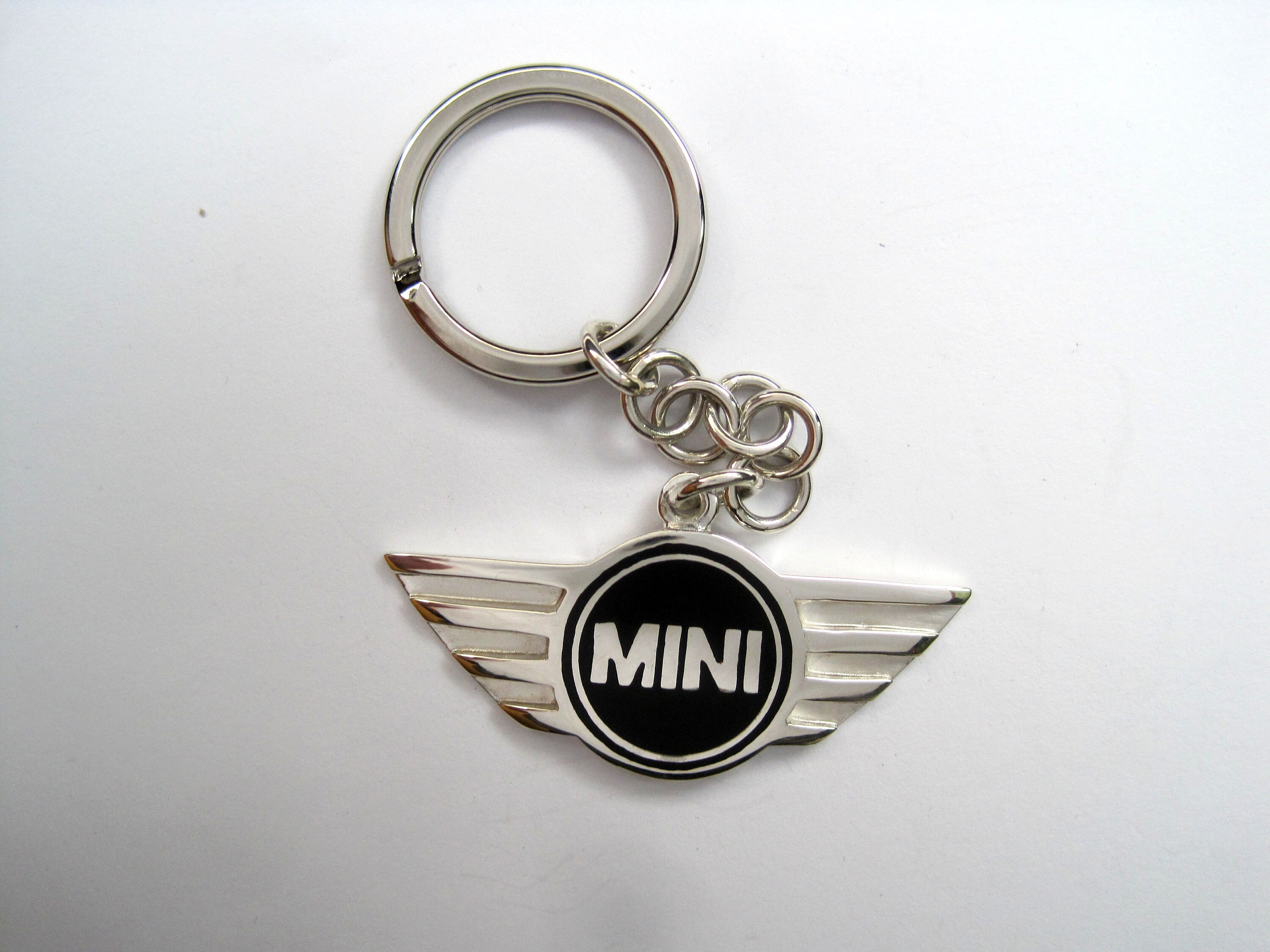 Mini Cooper Schlüsselanhänger aus Metall. Vintage-Schlüsselanhänger mit  Kristall-Strasssteinen - .de