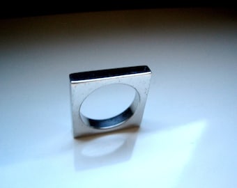 Anello quadrato in argento