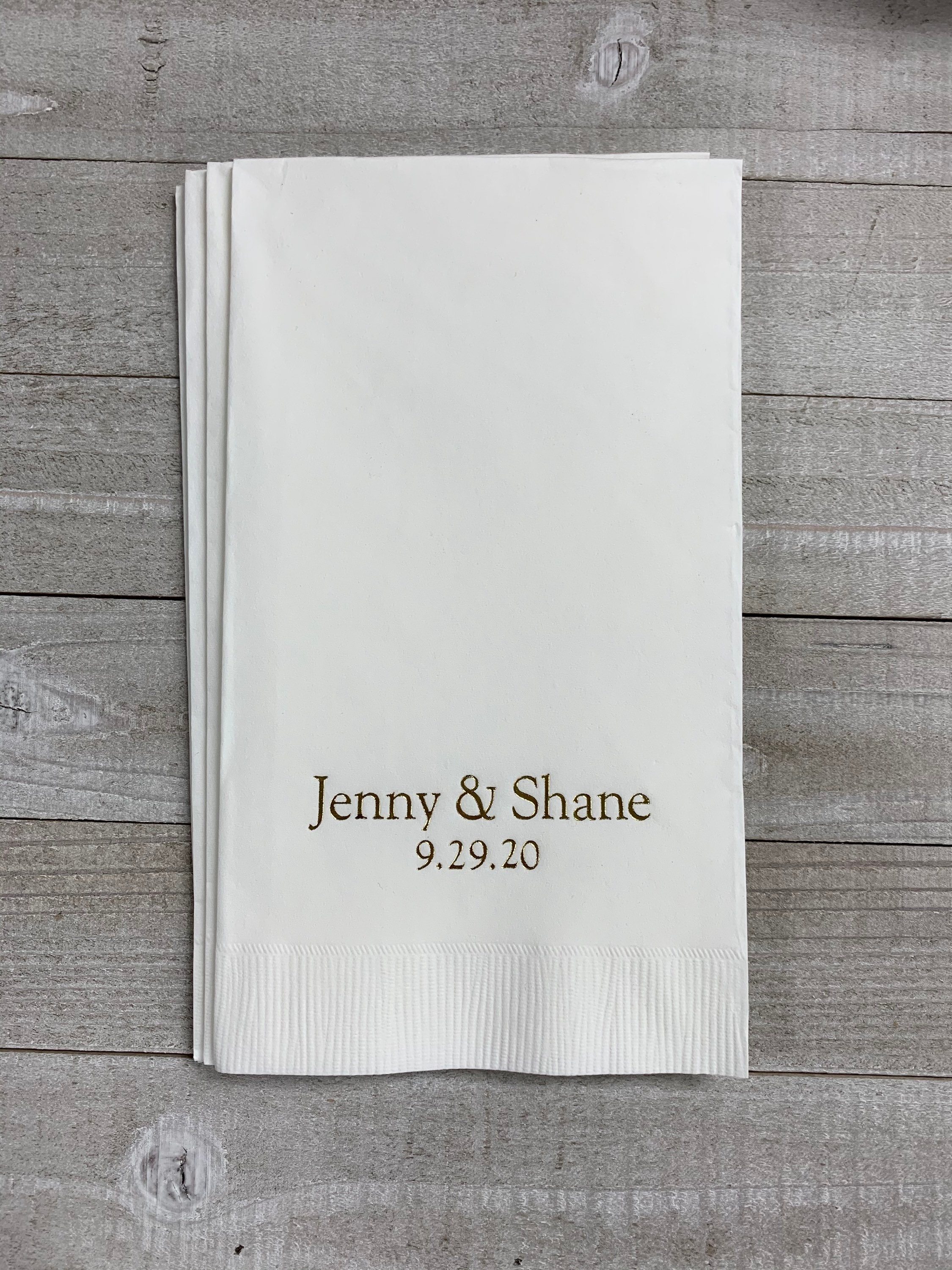 50 essuie-tout personnalisés pour invités, serviettes de table en papier, cadeaux de mariage, cadeau d'hôtesse, fiançailles, essuie-mains de salle de bain personnalisés, 3 épaisseurs