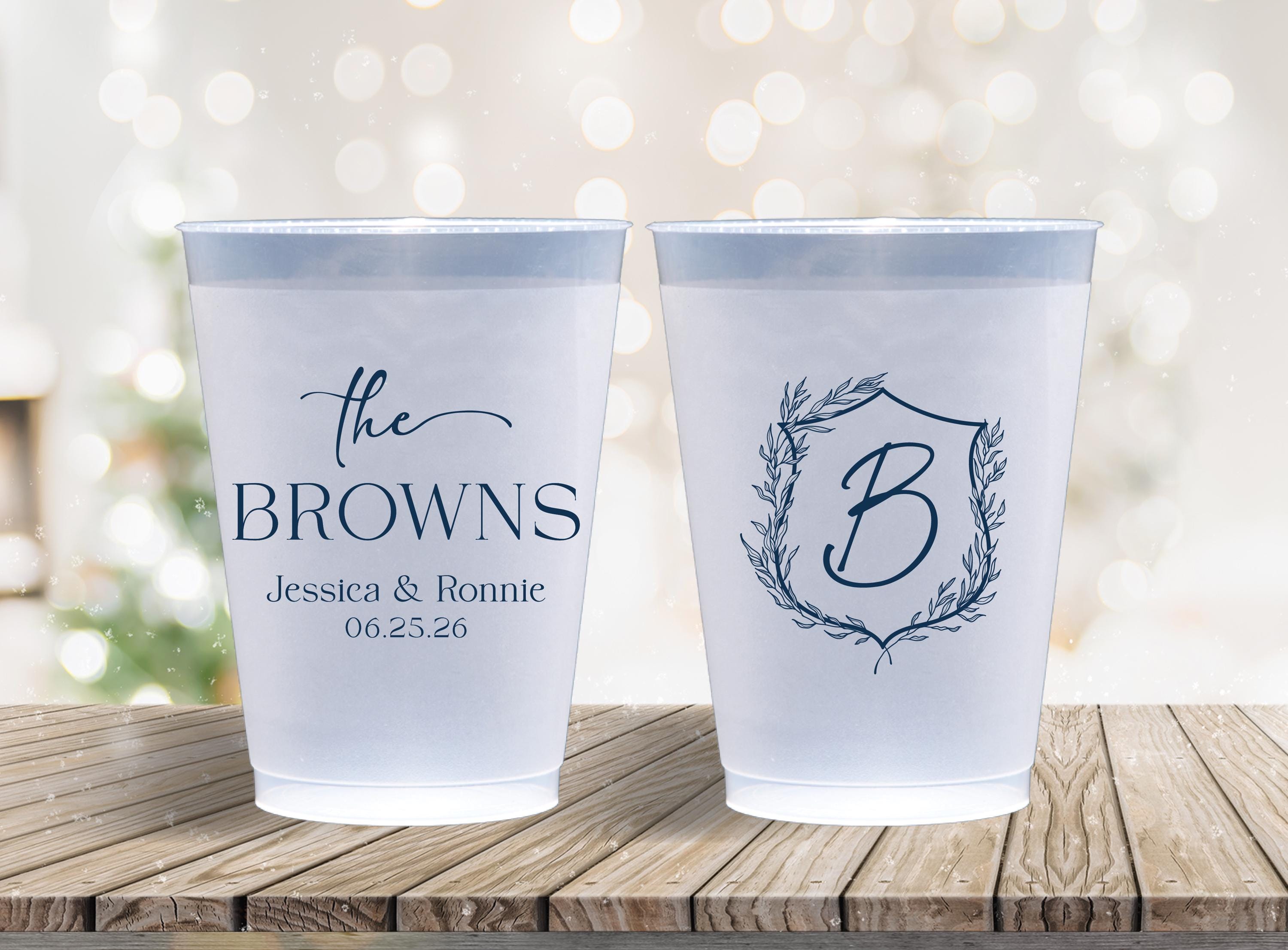 Tasses givrées personnalisées Réception de mariage Dîner de répétition Fête de fiançailles Couronne écusson Tasses personnalisées Tasses monogramme Tasses givrées personnalisées