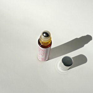 Anti Wrinkle Eye Serum Roll On Wrinkle Reducing Eye Serum Natural Crow's Feet Ellminator image 2