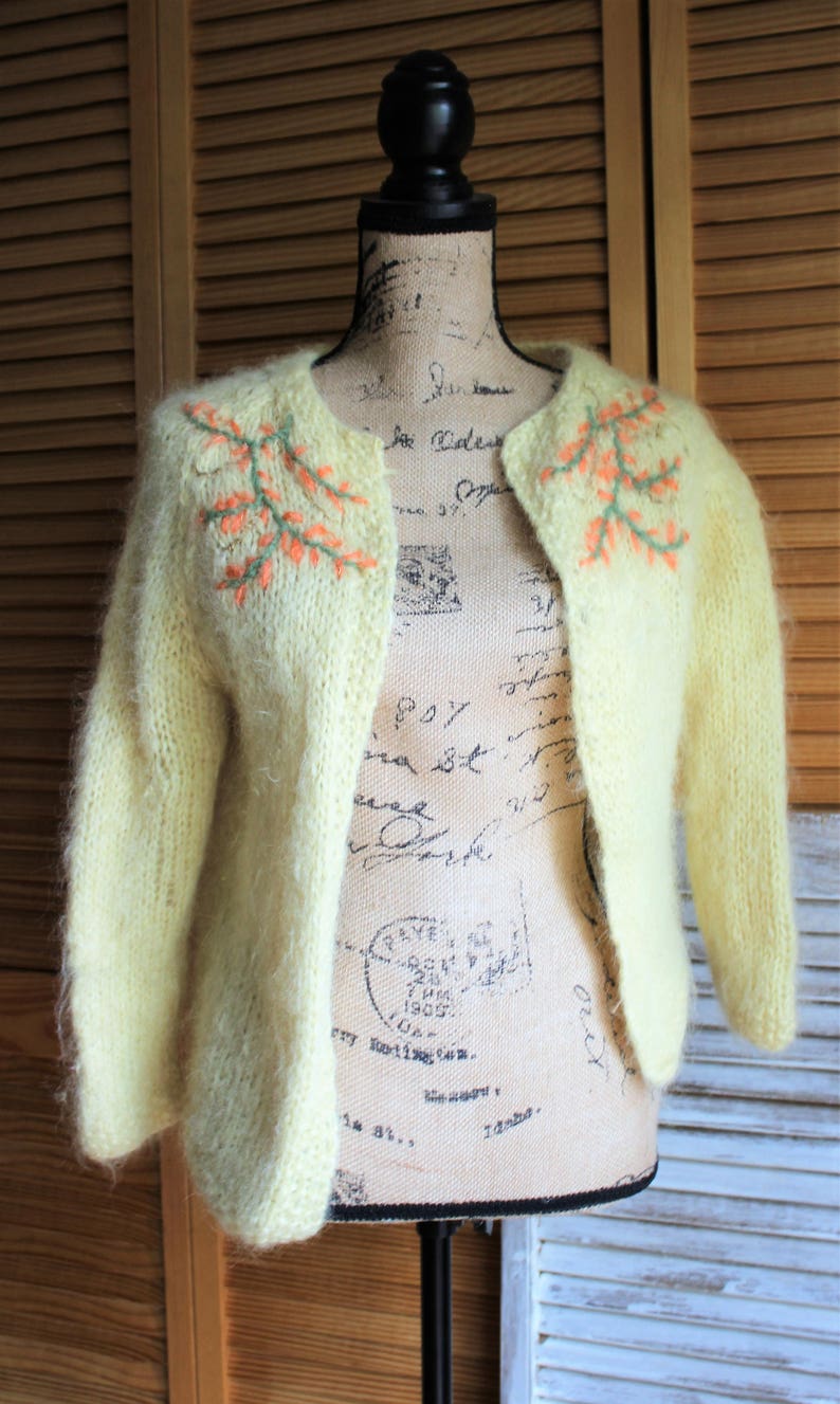 Hand knittedlight yellowcardigansweater but is a fixer upper Vintage Made in Italy Please read description! Super pretty