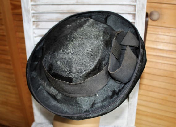 Vintage. Black/hat with bow. Cute hat. Adorable! - image 6